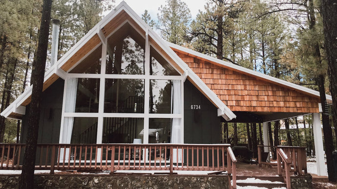 Cozy Cabin Might be the Best Airbnb Arizona Has to Offer!